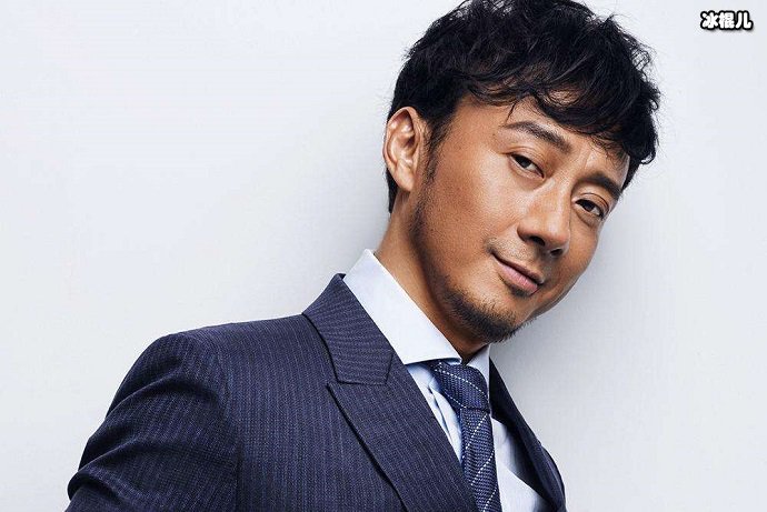 赵立新