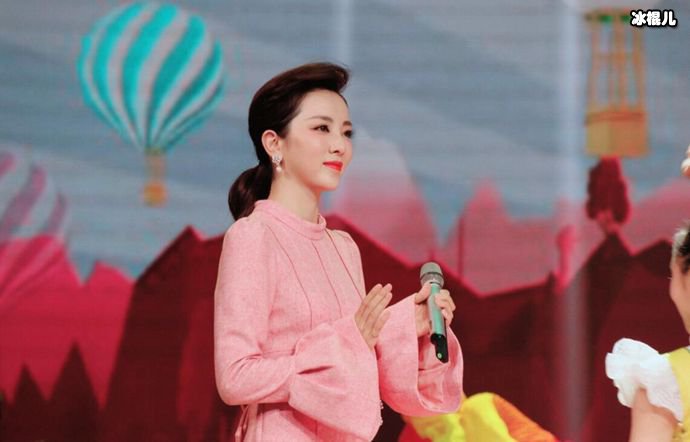 李思思照片