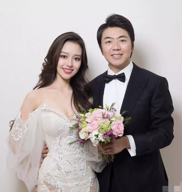 吉娜朗朗
