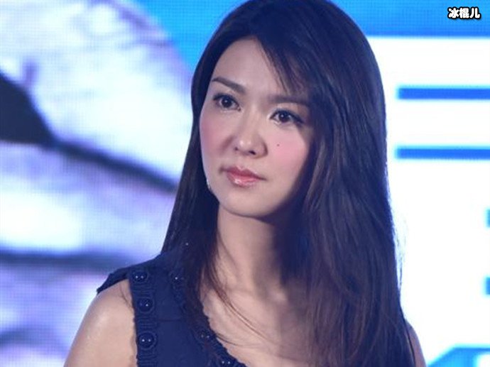 李卉为什么被雪藏——曾经内地第一位星女郎,如今却无人熟知