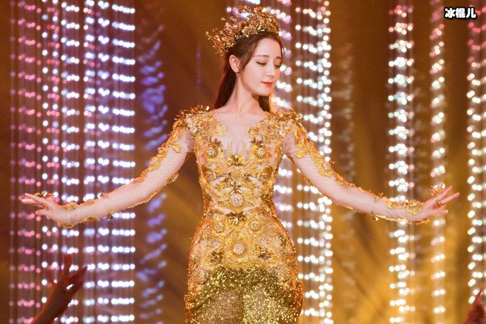 杨紫错失金鹰女神