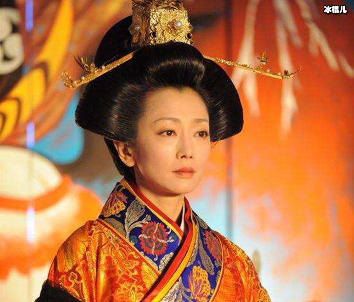孝谦天皇用房事控制朝政,将一群男性臣子统御在石榴群下