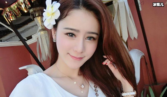 张馨月