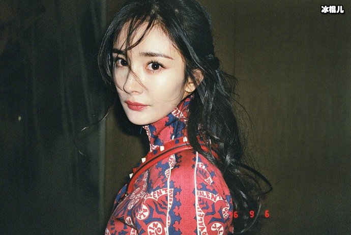杨幂写真，眼睛非常好看